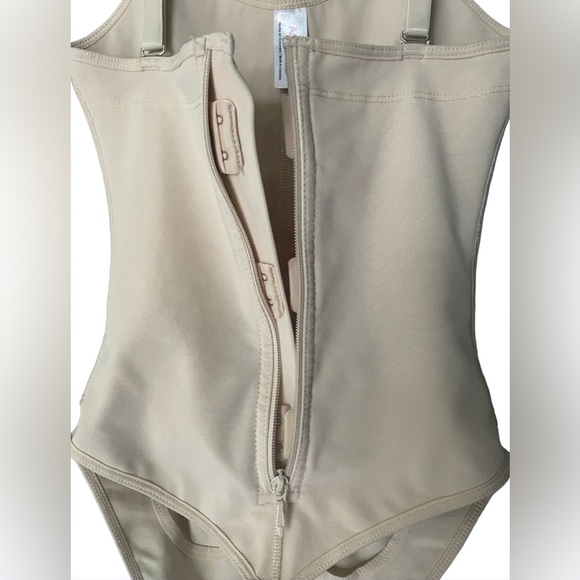 Ann Michell Colombia Body shaper Color: Beige Size:M - Picture 5 of 11